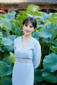 青青河边草直播免费观看